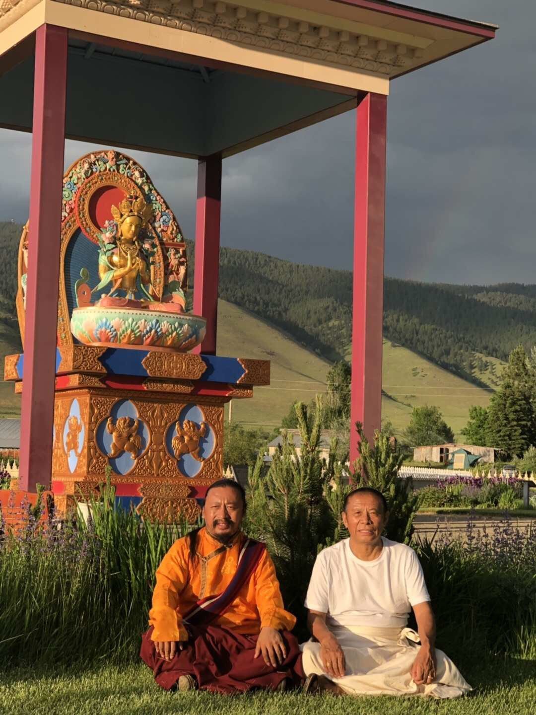 Khenchen Lama with Sangngag Tulku Rinpoche